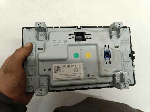 RADIO GPS VAG - Vue 9